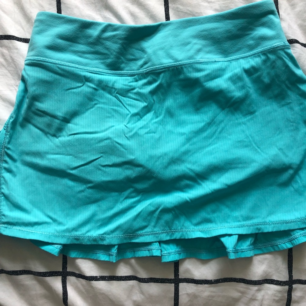Ivivva Lululemon Girls Skirt Aqua Blue size 12